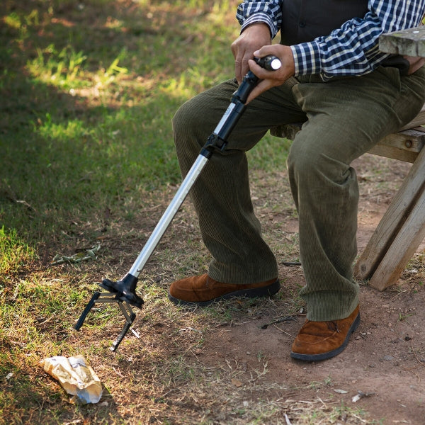 Intrekbare wandelstok met LED en mechanische hand