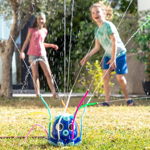 Watersproeiers voor kinderspel