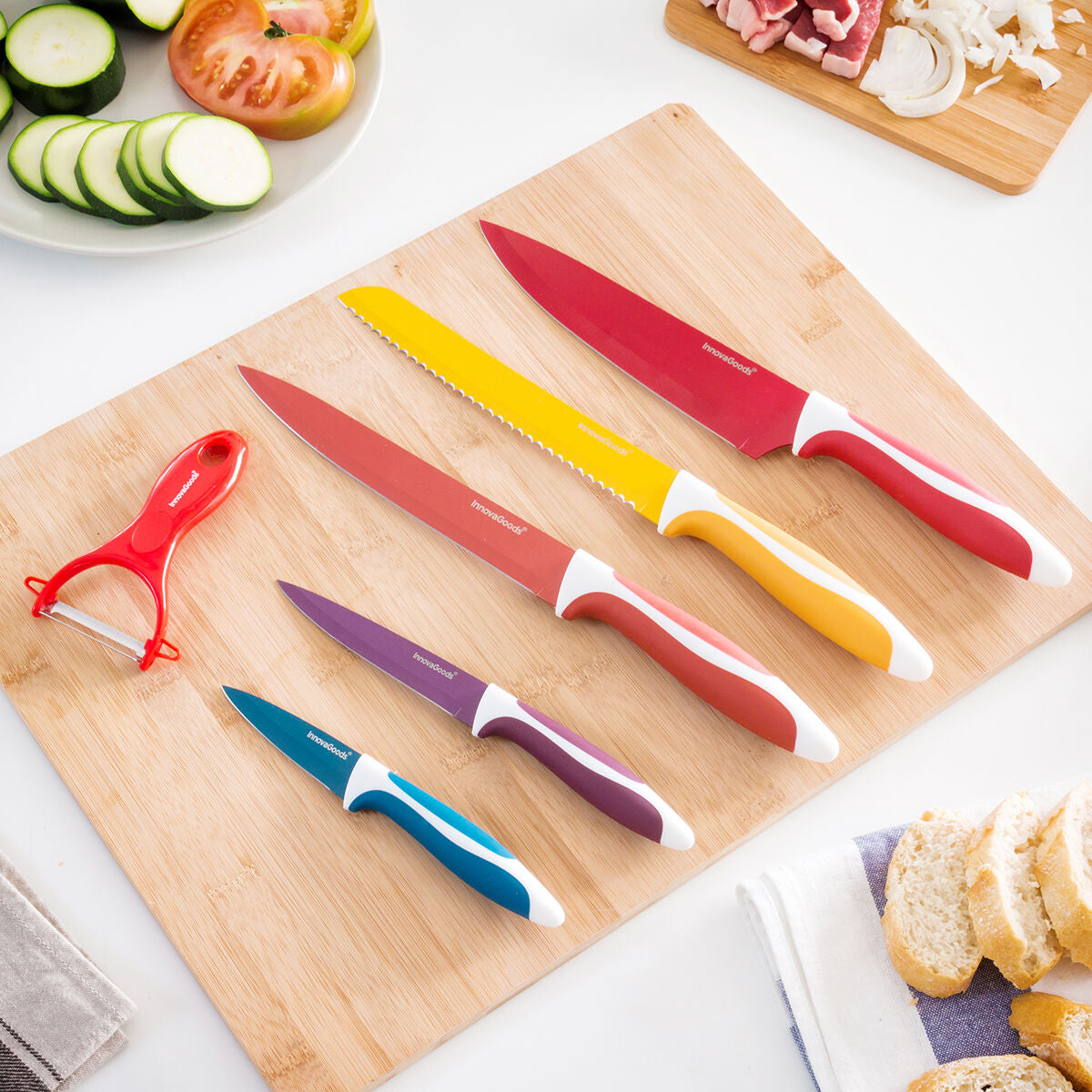 Kitchen Knives Set & Peeler - 6 pieces