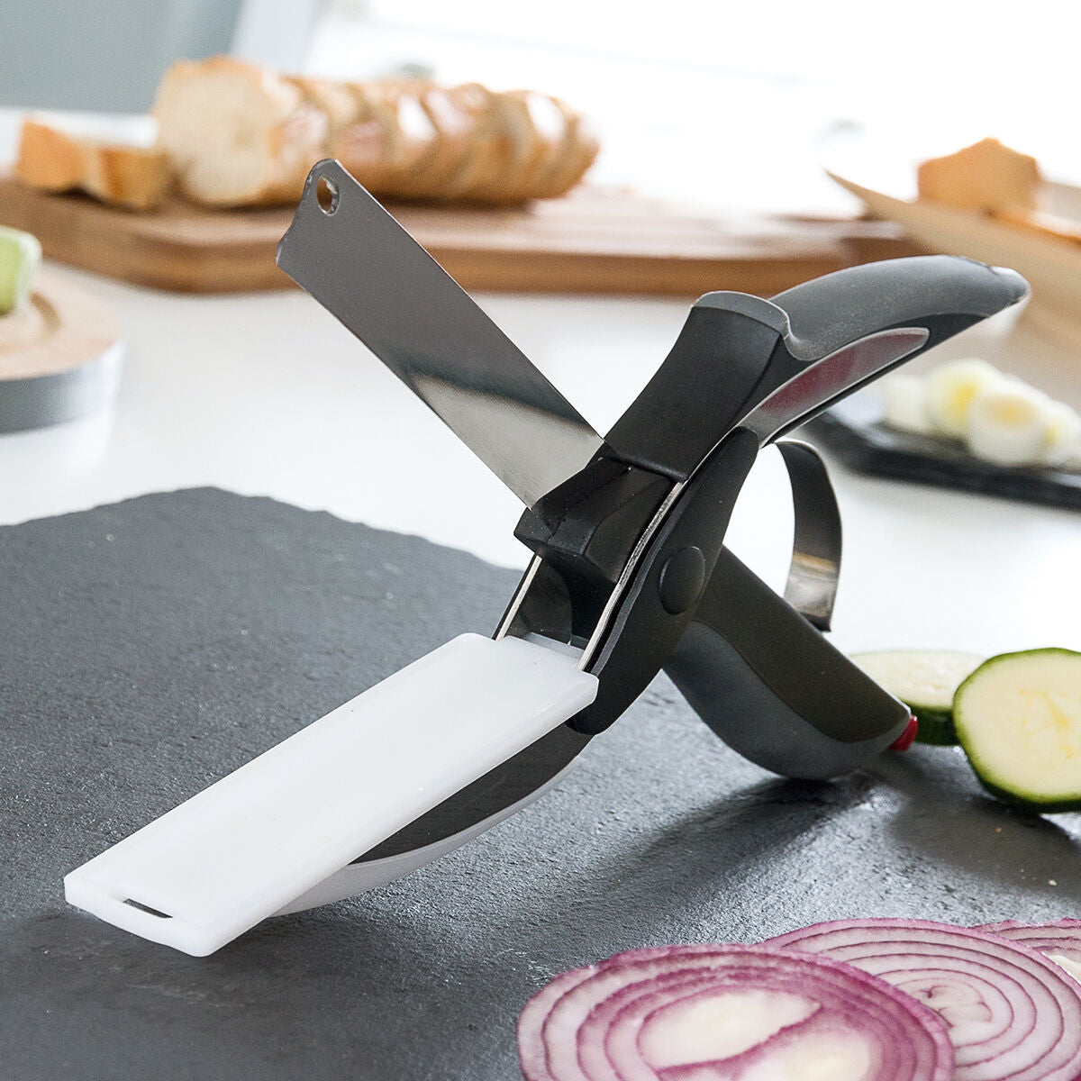 Scissors Knife & Integrated Mini Cutting Board