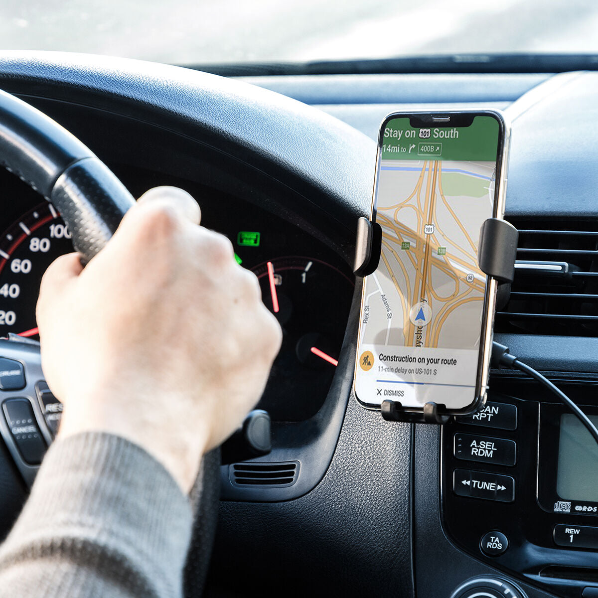 Car Mount With Wireless Charger