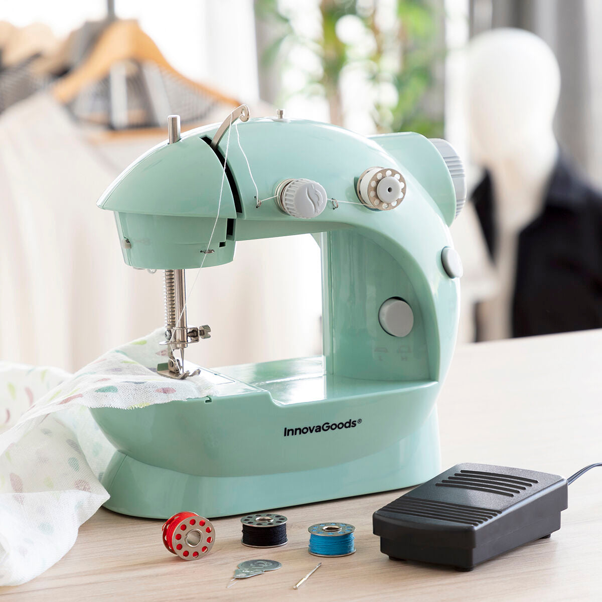 Portable Sewing Machine & Accessories