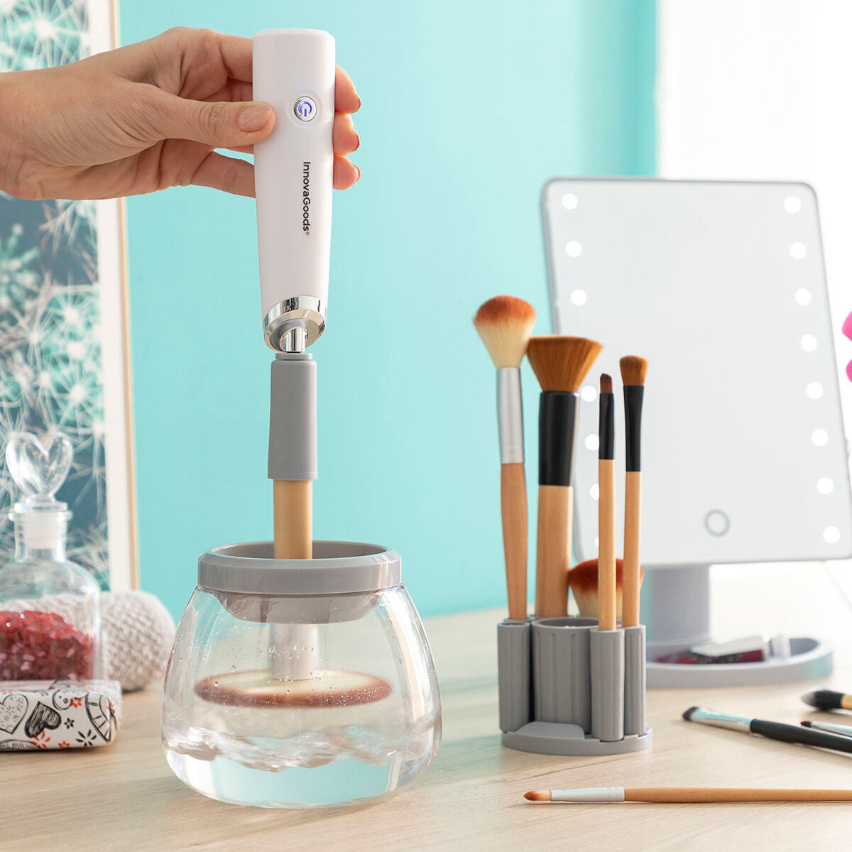 Cleaners & Dryers For Makeup Brushes