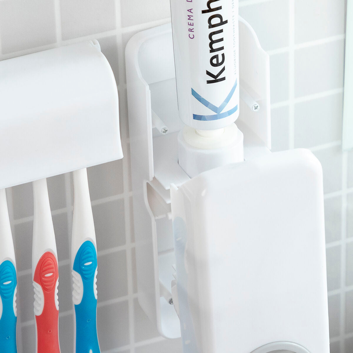 Tannkremdispenser med tannbørsteholder Diseeth
